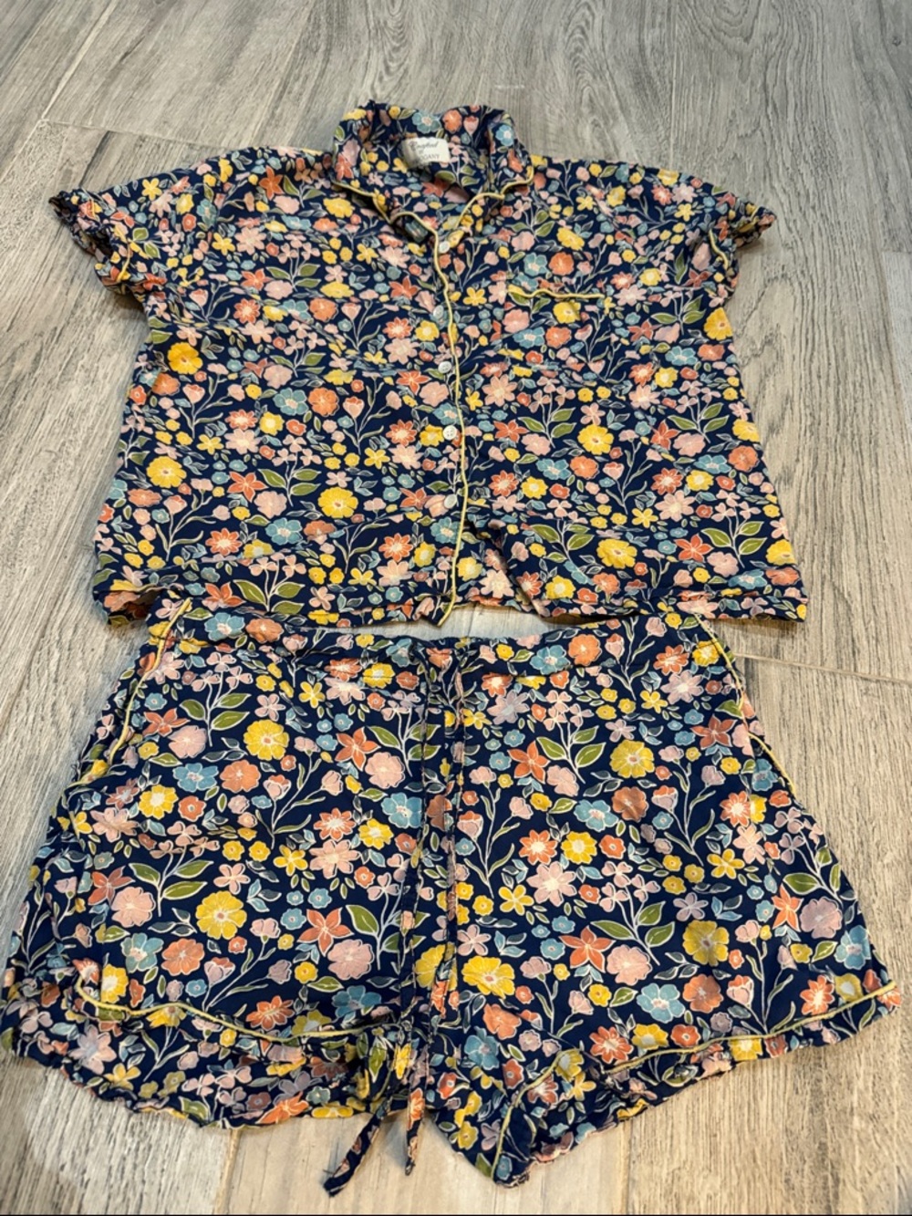 Crafted by Mahogany Navy Floral Short Pajama Set